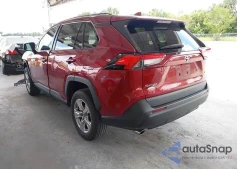 2022 Toyota Rav4 Xle z USA, uszkodzony, nr VIN 2T3W1RFV1NW187878